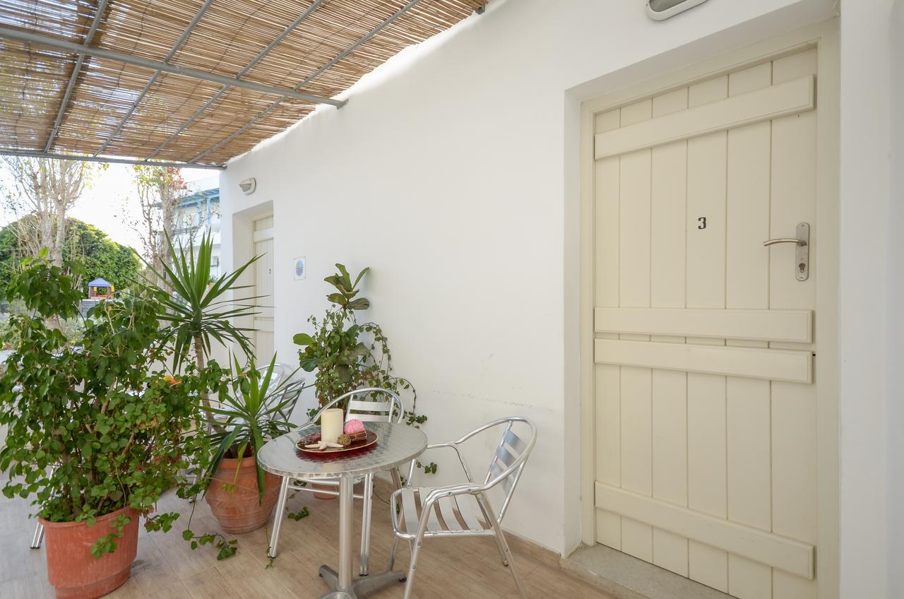 Depis Suites Naxos City Exterior photo