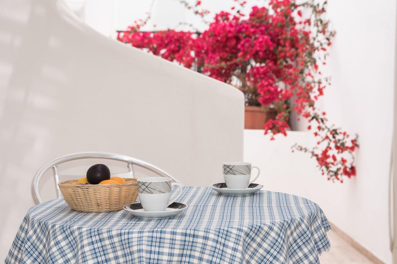 Depis Suites Naxos City Exterior photo